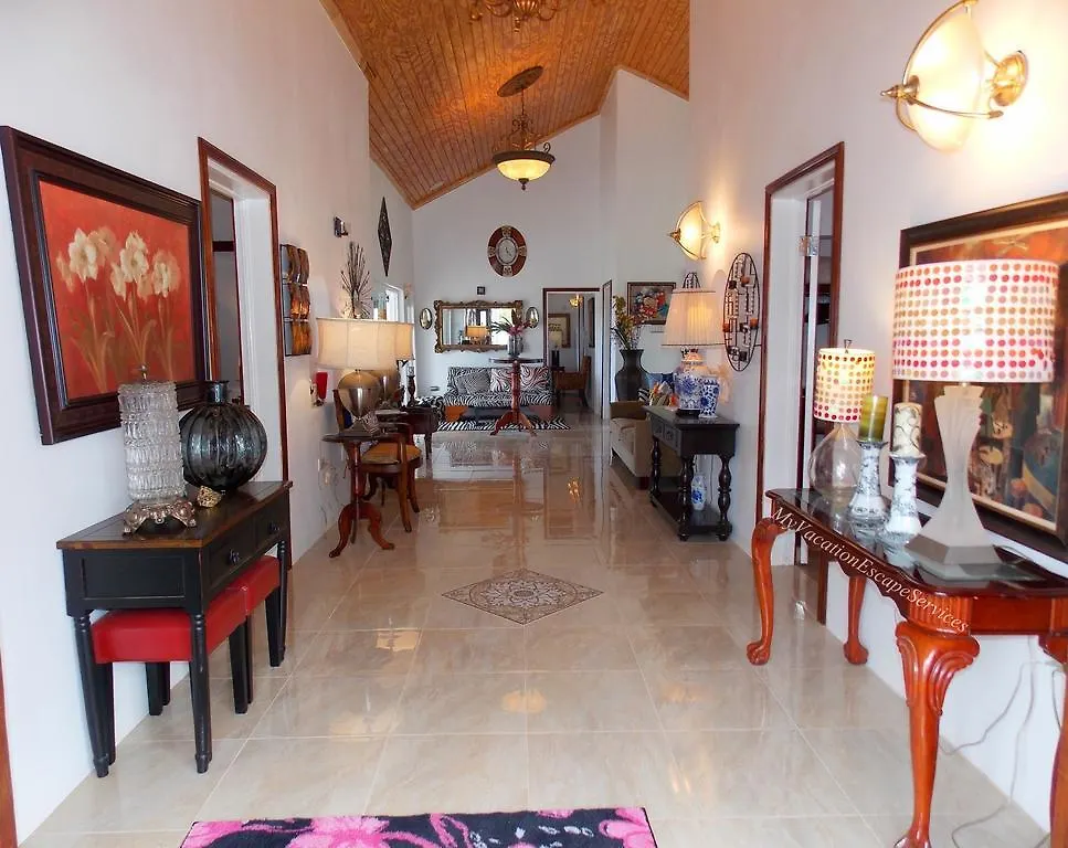Royal Vista Villa Duncans 0*,  Giamaica